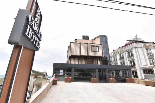Çamlıca Hotel
