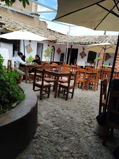 Pollería Restaurant "Los Pollos de Mario"