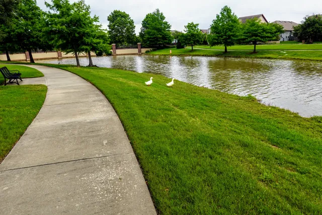 Lakeland Heights - Pedestrian Bridge