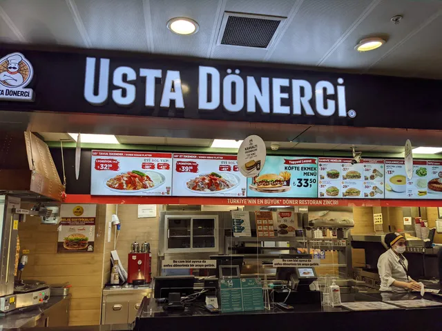Usta Dönerci