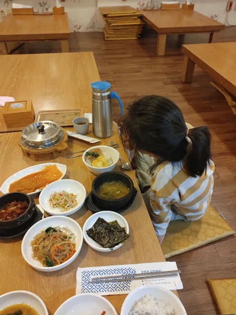 신라해장국가야밀면