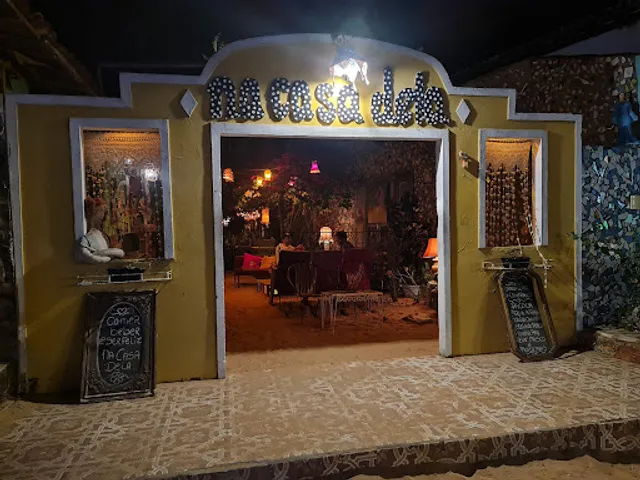 Na Casa Dela