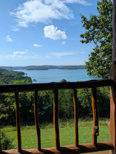 Cabin #5 - Lake Shore Cabins