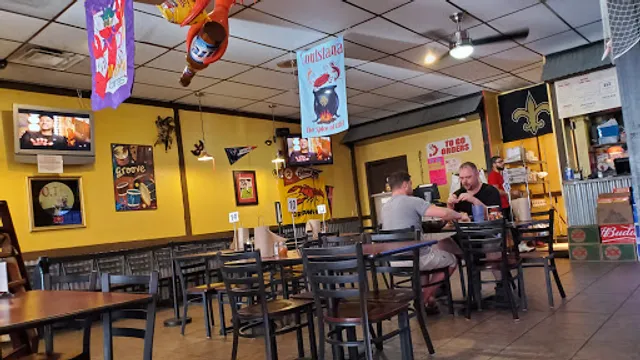 Hank's Famous Cajun Crawfish