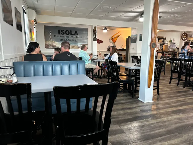 ISOLA Pizzeria and Bar
