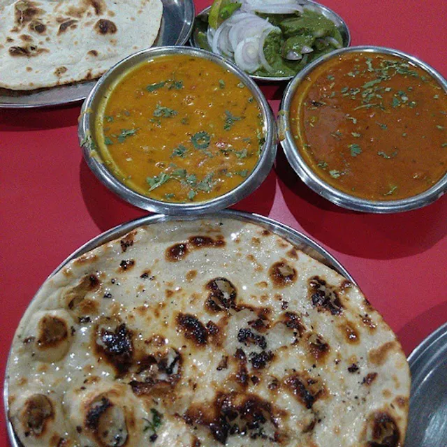 Krishna Special Amritsari Kulcha and Naan Chole