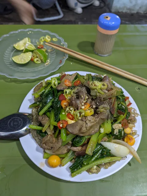 Cơm rang dưa bò Nguyễn Du