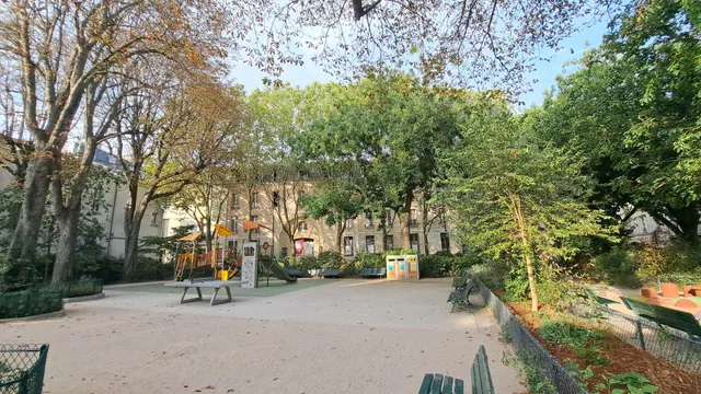 square Théodore-Monod