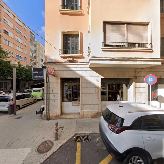 Bar Toni