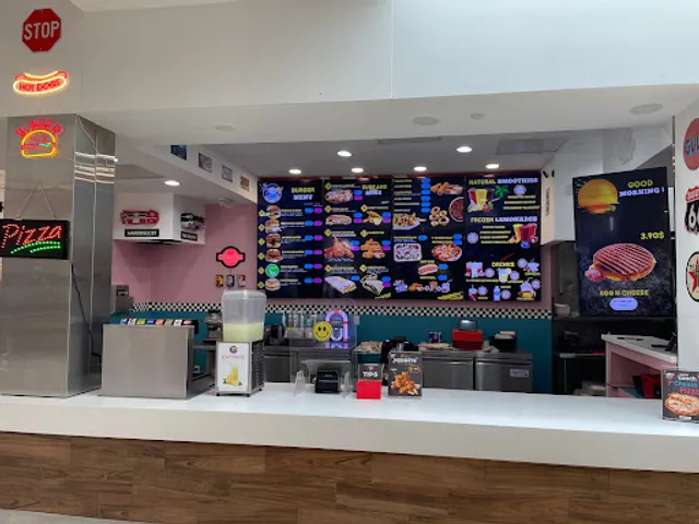 THE GARAGE, MIAMI STREET FOOD