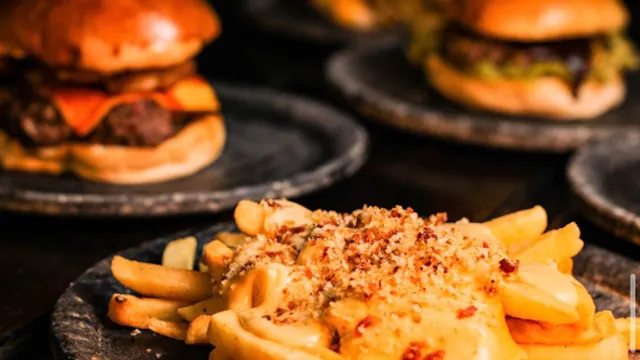 Brasa Beach and Burguer