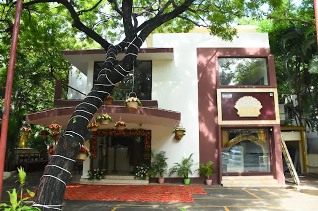 Loiee Mithai and Rasoi