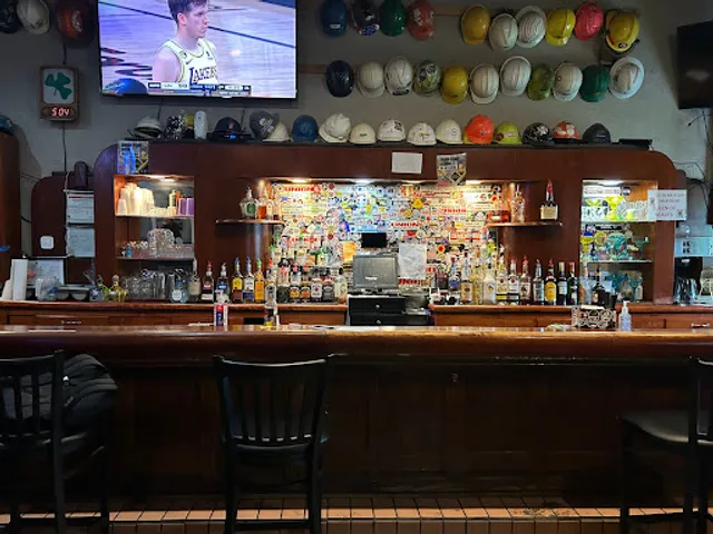 Lopresti Union Club Bar & Restaurant