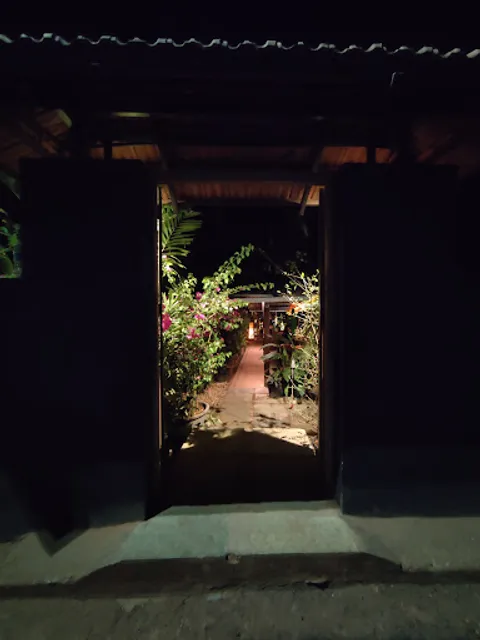 Hideaway Café and Bar