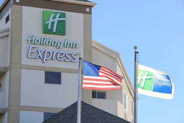 Holiday Inn Express & Suites Colorado Springs Airport by IHG