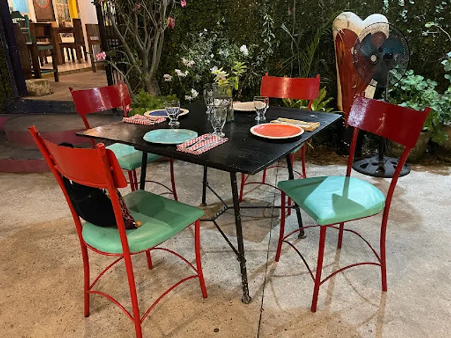 Barrio Bistro by Memo Wulff