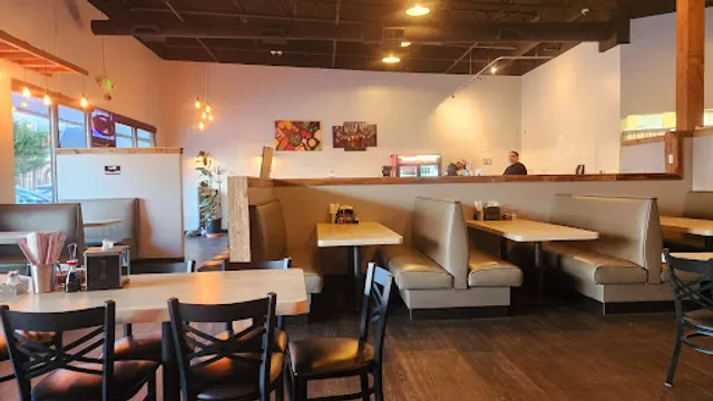 Lee Asian Bistro