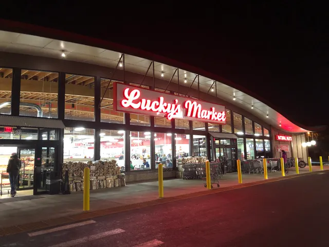 Lucky's Market