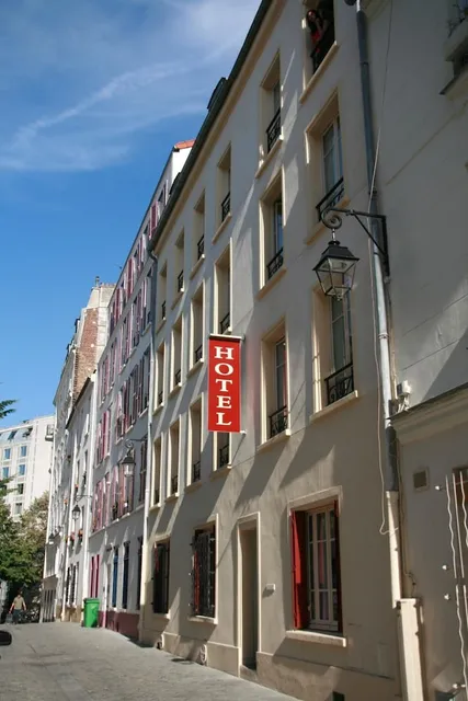 Hôtel du Roussillon