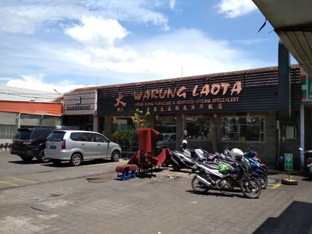 Warung Laota Sunset Road