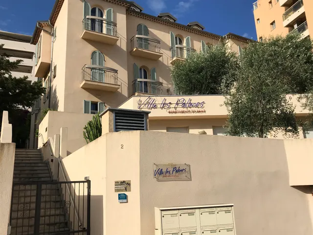 Villa les Palmes Sarl