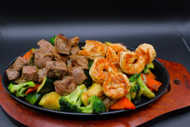 Louie Louie Hibachi & Sushi On the Road