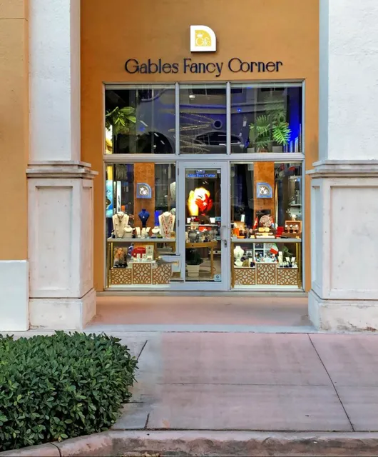 Gables Fancy Corner