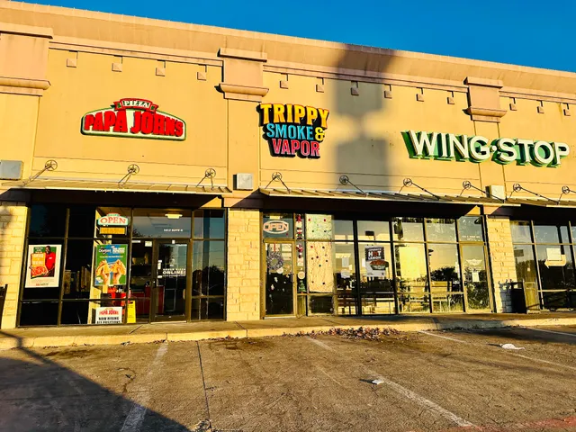 Trippy Smoke And Vapor I ENNIS