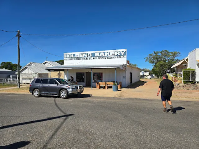 Holdens Bakery