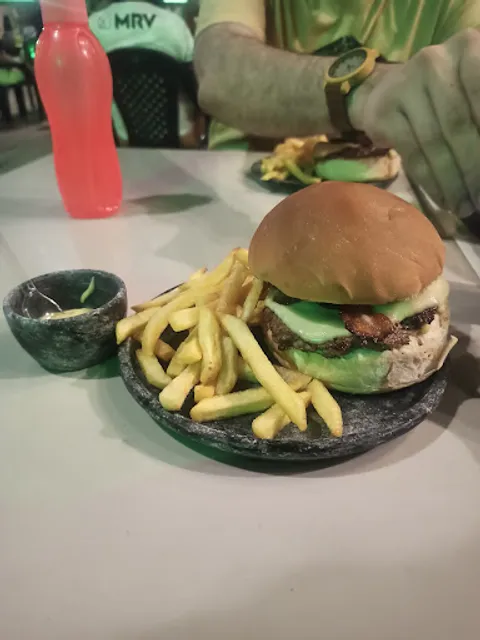 Happy Burger