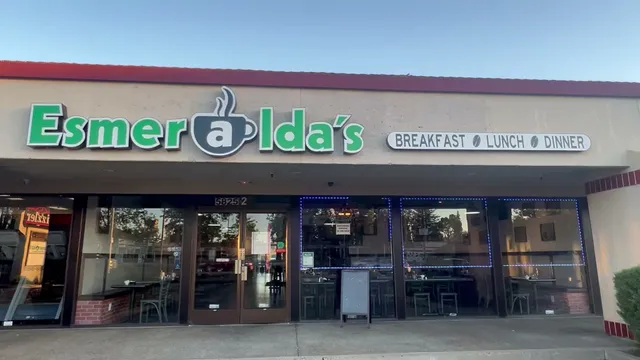 Esmeralda's Cafe