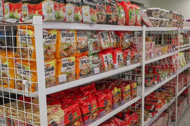 HERS Zakka Market & OneZo Cafe