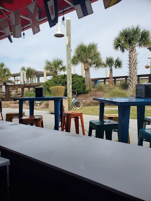 Buzz's Crab Shack & Seafood