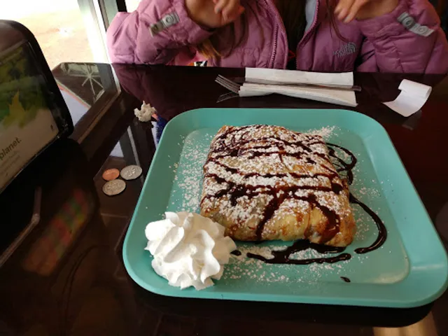 Irina's Crepes Cafe