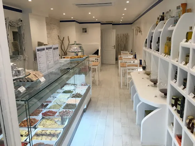 LA MAISON DES CYCLADES TRAITEUR GREC PARIS 15