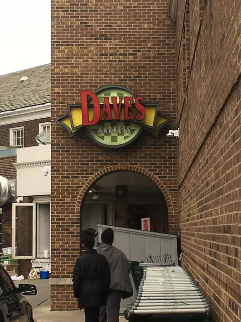 Dave's Market Shaker Square