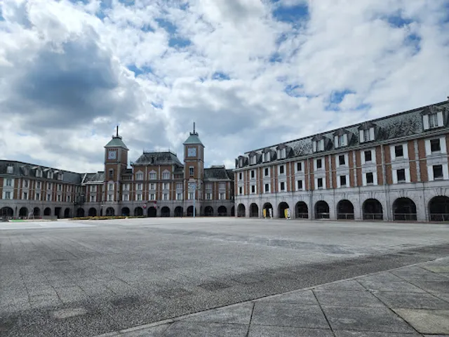 神戸フルーツ・フラワーパーク プールプラザ