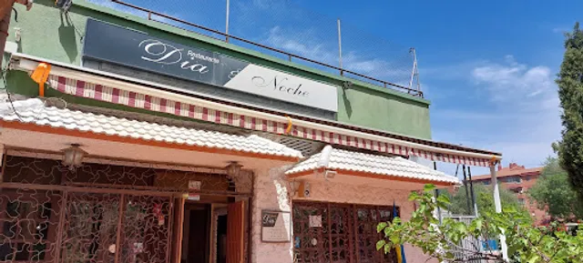 Restaurante Pizzería Día & Noche