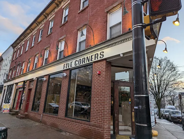 Five Corners Ristorante