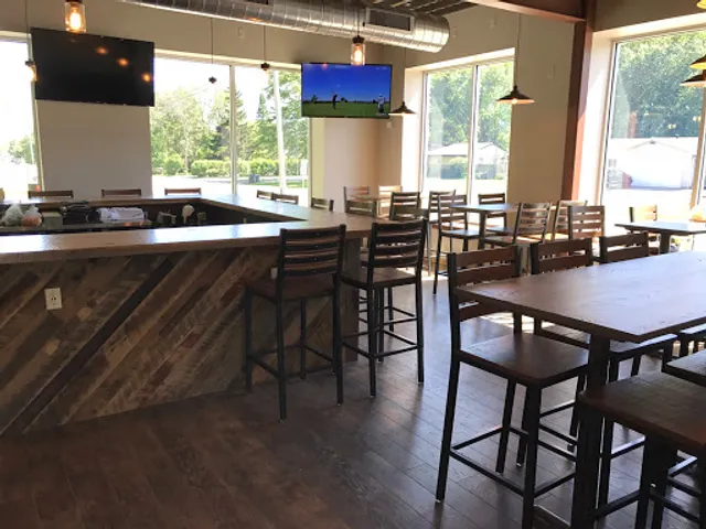 Buddy's Sports Grill @ Mulligan's Mini Golf