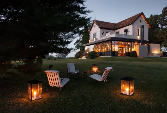 Hotel - Comarca Las Liebres