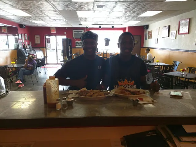 Mi Casa Su Casa Cafe