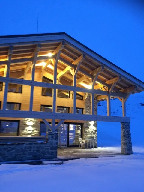 Chalet La Halle des Cascades Mountain Collection