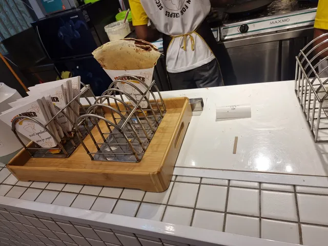 Crepe Runner - Male' City