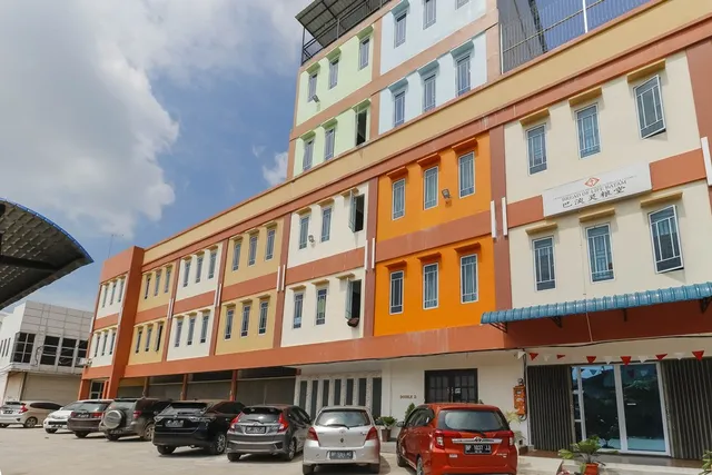 RedDoorz @ Nagoya Indah Batam