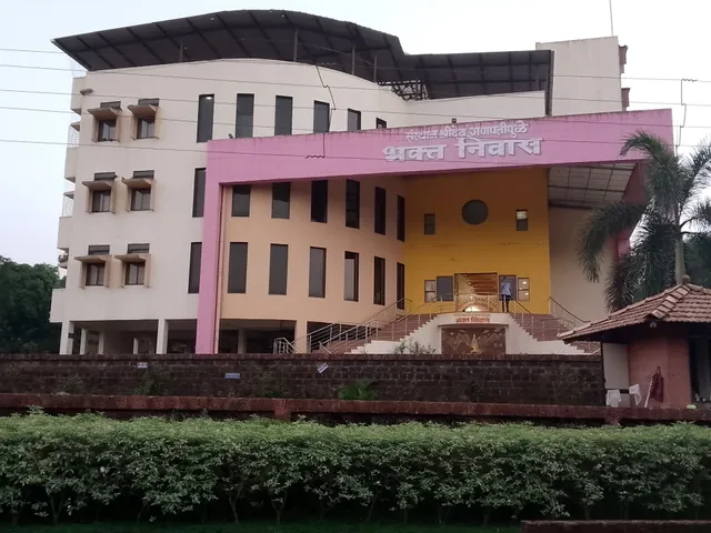 Bhakt Niwas, Ganpatipule