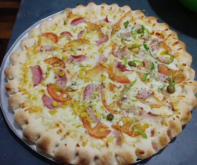 Restaurante e PIZZARIA FAMÍLIA 2