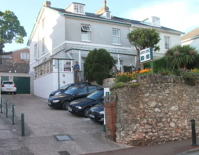 Beverly Lodge Bed & Breakfast