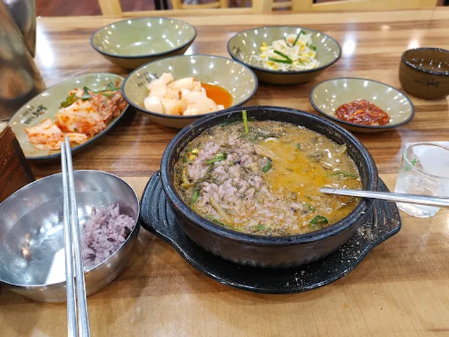 40년 할머니추어탕 상도8호점