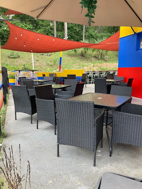 El Rincón Latino Colombian Restaurant